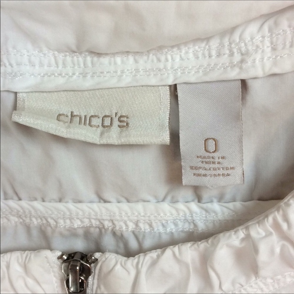 Chico’s lightweight short sleeve white jacket Size Small - Picture 2 of 9